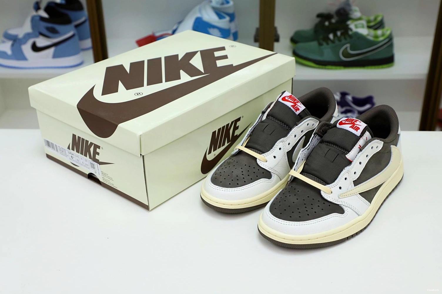 MOCHA REVERSE X 1 JORDAN OG TRAVIS AIR LOW SCOTT 0929